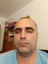 Sziasztok! Krisztián vagyok. Komoly szárligeti párkereső nők jelentkezését várom.