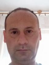 Sziasztok! Krisztián vagyok. Komoly mátraderecskei párkereső nők jelentkezését várom.