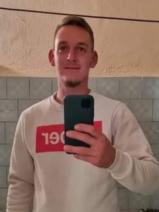 Sziasztok! László vagyok. Komoly nemesvámosi párkereső nők jelentkezését várom.