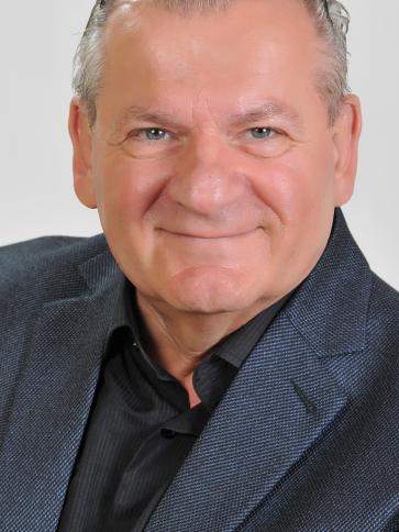 Sándor, 73 éves hajdúszoboszlói társkereső férfi profil fotója