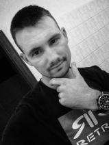 Sziasztok! Ferenc vagyok. Komoly pilismaróti párkereső nők jelentkezését várom.