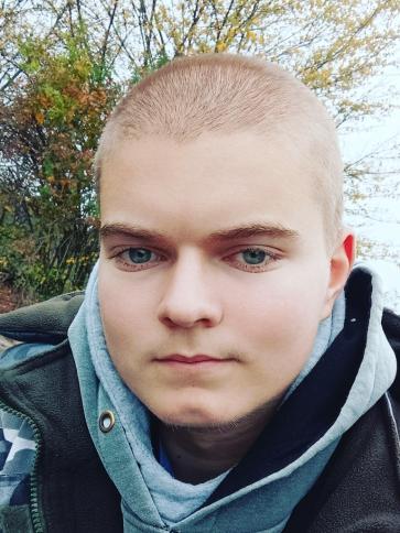 Dániel, 22 éves püspökladányi társkereső férfi profil fotója