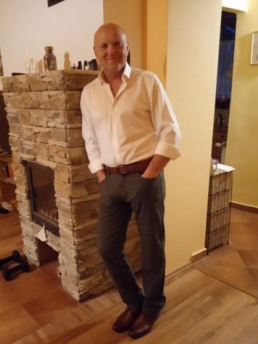László, 61 éves székesfehérvári társkereső férfi profil fotója
