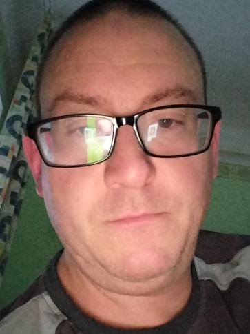 Tamás, 44 éves gyöngyösi társkereső férfi profil fotója