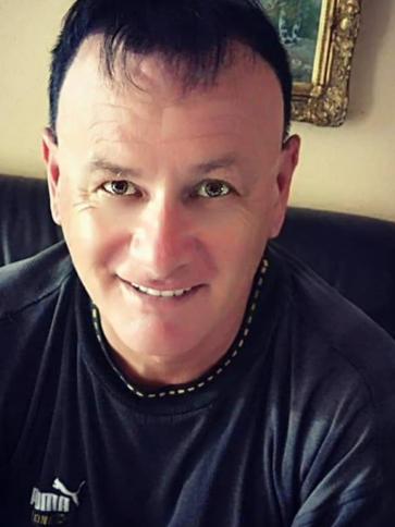 Attila, 58 éves mogyoródi társkereső férfi profil fotója