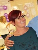 Sziasztok! Zsuzsanna vagyok. Komoly kölesdi társkereső férfiak jelentkezését várom.