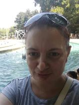 Sziasztok! Nikoletta vagyok. Online gödi randizni vágyó férfiak jelöljetek kedvencnek.