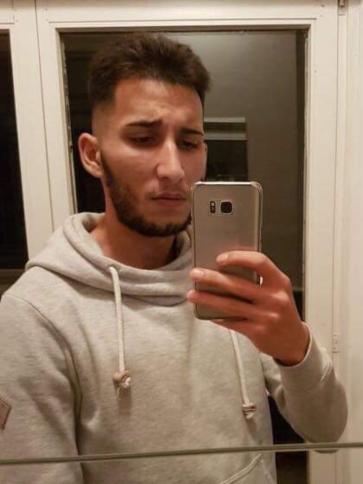 Crish, 28 éves albániai társkereső férfi profil fotója