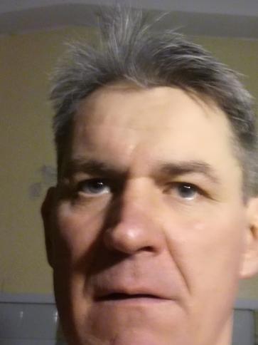 Laci, 52 éves dorogi társkereső férfi profil fotója
