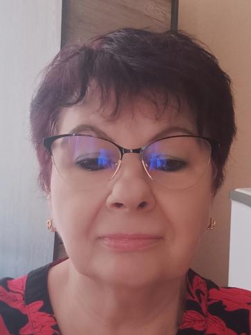 Zsóka, 67 éves Budapest XV. kerületi társkereső nő profil fotója