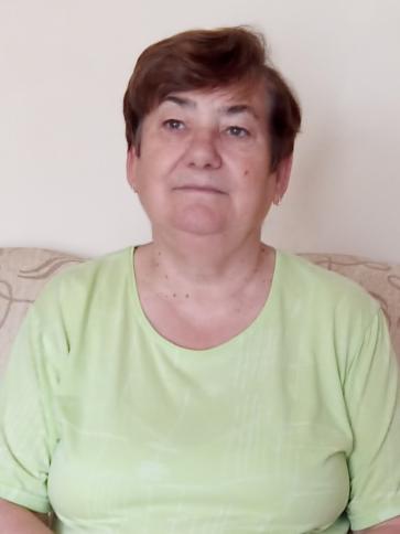 Marika, 67 éves decsi társkereső nő profil fotója