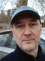 Sziasztok! Imre vagyok. Komoly büki párkereső nők jelentkezését várom.
