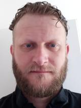 Sziasztok! Zsolt vagyok. Komoly egervári párkereső nők jelentkezését várom.