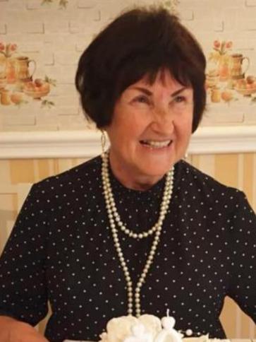 Mária, 77 éves Budapest XIX. kerületi társkereső nő profil fotója Mária, 77 éves Budapest XIX. kerületi társkereső nő profil fotója