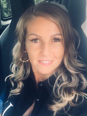 Lilla, 35 éves dánszentmiklósi társkereső nő profil fotója