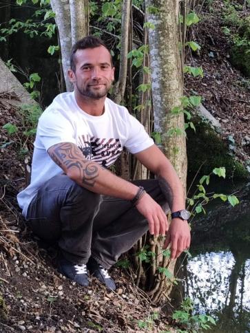 Zooli, 34 éves zombai társkereső férfi profil fotója