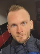 Sziasztok! Zsolt vagyok. Komoly nyírmadai párkereső nők jelentkezését várom.