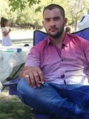 Jani, 25 éves veresegyházi társkereső férfi profil fotója