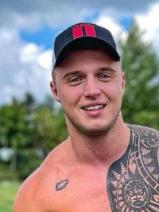 Sziasztok! Krisztián vagyok. Komoly pásztói párkereső nők jelentkezését várom.