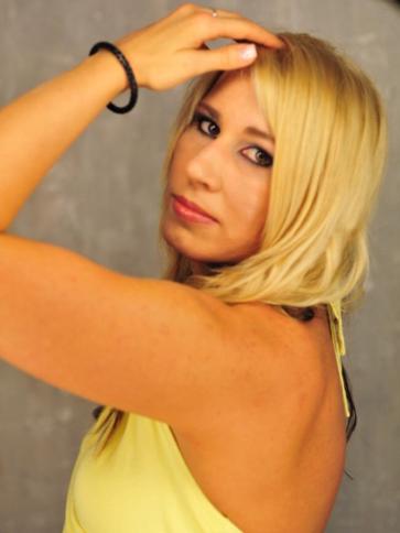 Timi, 38 éves szombathelyi társkereső nő profil fotója
