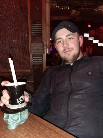 Daniel, 25 éves Budapest V. kerületi társkereső férfi profil fotója