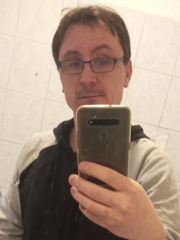 István, 44 éves gödi társkereső férfi profil fotója