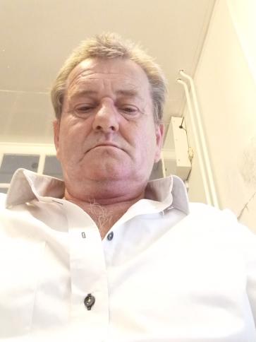 Sándor, 60 éves gödi társkereső férfi profil fotója