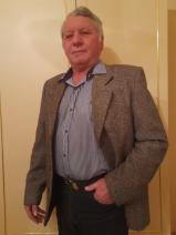 Sziasztok! József vagyok. Komoly vácszentlászlói párkereső nők jelentkezését várom.