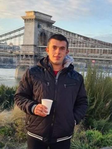 Imre, 27 éves hajdúszoboszlói társkereső férfi profil fotója