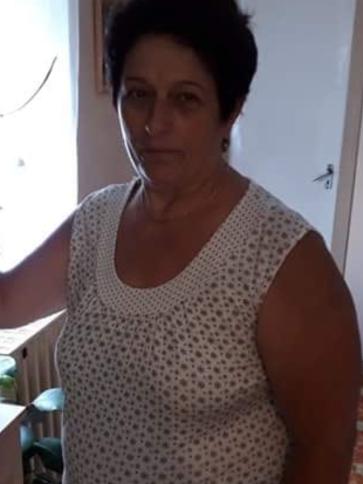 Julika, 73 éves kerekegyházai társkereső nő profil fotója