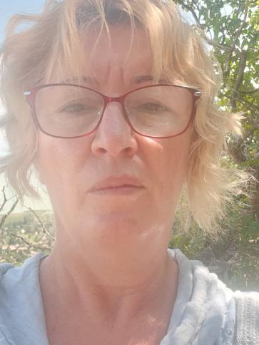 Jucó, 64 éves dorogi társkereső nő profil fotója