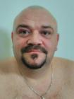 Attila profilképe – Tevel