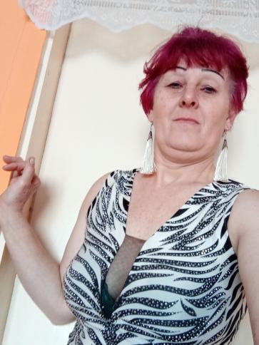 Erika, 56 éves hatvani társkereső nő profil fotója