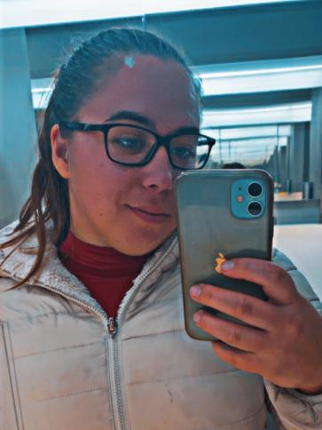 Henrietta, 24 éves hajdúszoboszlói társkereső nő profil fotója Henrietta, 24 éves hajdúszoboszlói társkereső nő profil fotója