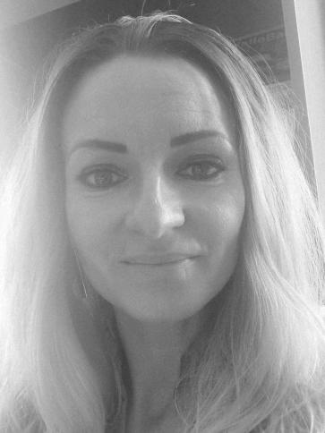 Anita, 44 éves tiszaújvárosi társkereső nő profil fotója