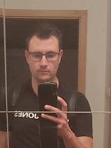 Sziasztok! Szabolcs vagyok. Komoly györgytarlói párkereső nők jelentkezését várom.