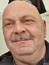 Sziasztok! Ferenc vagyok. Online ásotthalmi randizni vágyó nők kattinsatok a kedvenc gombra.