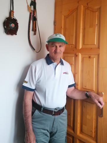 Károly, 68 éves geleji társkereső férfi profil fotója