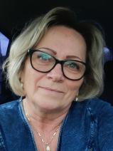 Sziasztok! Zsuzsanna vagyok. Komoly kisújszállási társkereső férfiak jelentkezését várom.