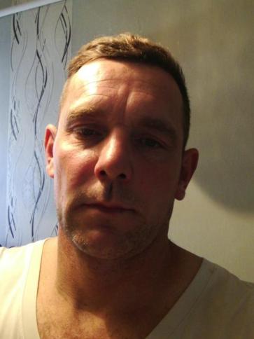 Béla, 43 éves mezőberényi társkereső férfi profil fotója