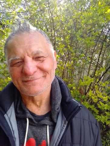 József, 63 éves kunszentmiklósi társkereső férfi profil fotója