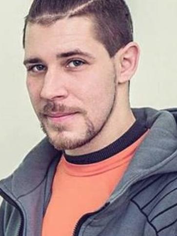 Peti, 44 éves Budapest V. kerületi társkereső férfi profil fotója