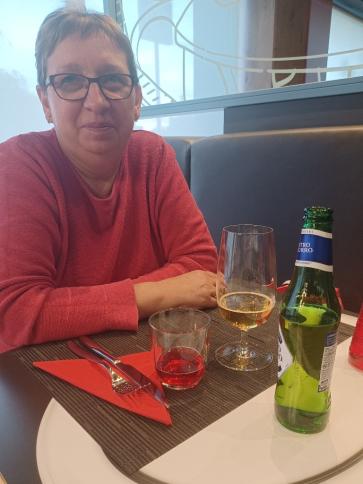 Regina, 58 éves ausztriai társkereső nő profil fotója
