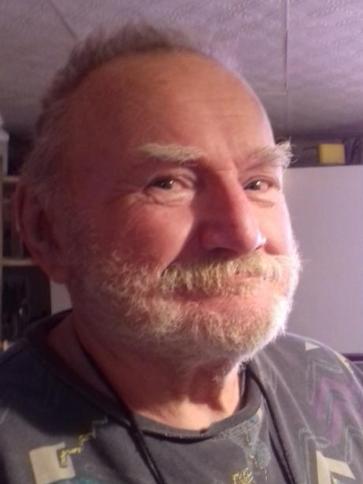 Istvan, 78 éves gyömrői társkereső férfi profil fotója