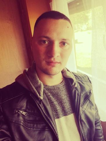 István, 32 éves bajai társkereső férfi profil fotója