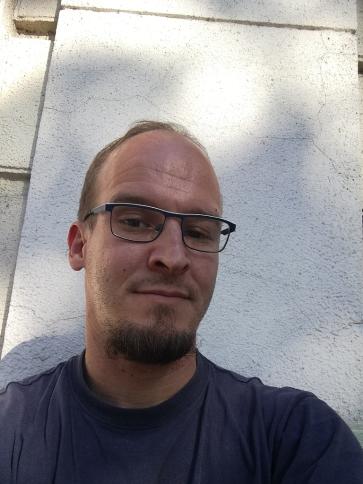 Miklós, 40 éves kecskeméti társkereső férfi profil fotója