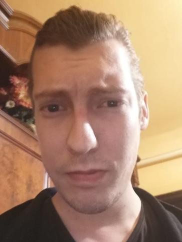 Richárd, 30 éves dévaványai társkereső férfi profil fotója