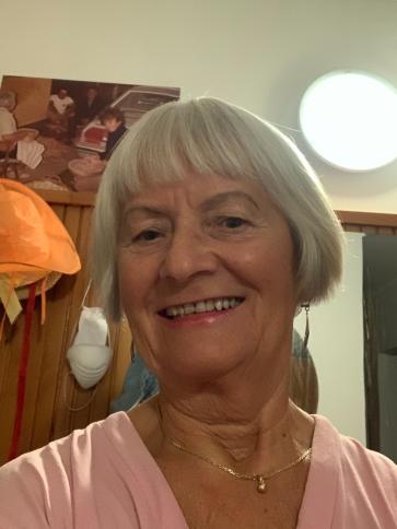 Erzsébet, 87 éves alibánfai társkereső nő profil fotója