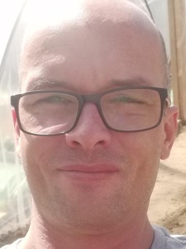 Robi, 39 éves mátészalkai társkereső férfi profil fotója