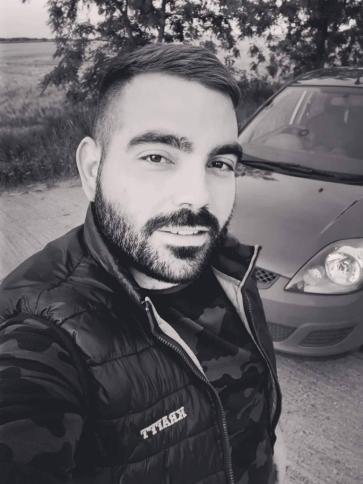 Dávid, 32 éves orosházi társkereső férfi profil fotója